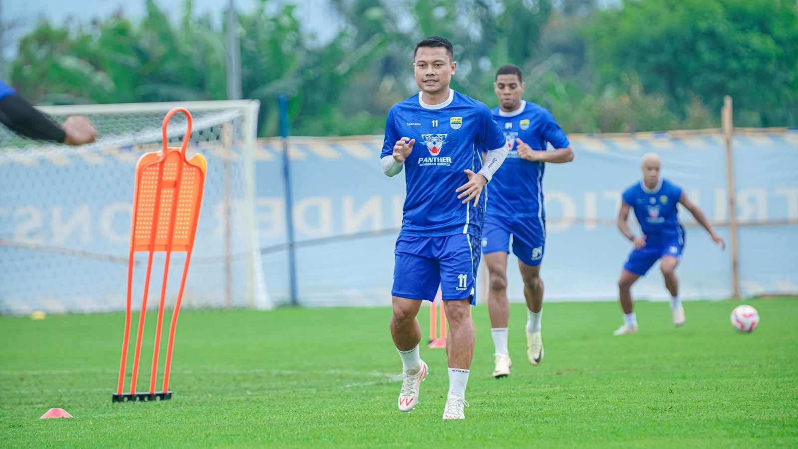 Dedi Kusnandar Sebut TC di Thailand Jadi Modal Besar Persib Hadapi Musim Baru