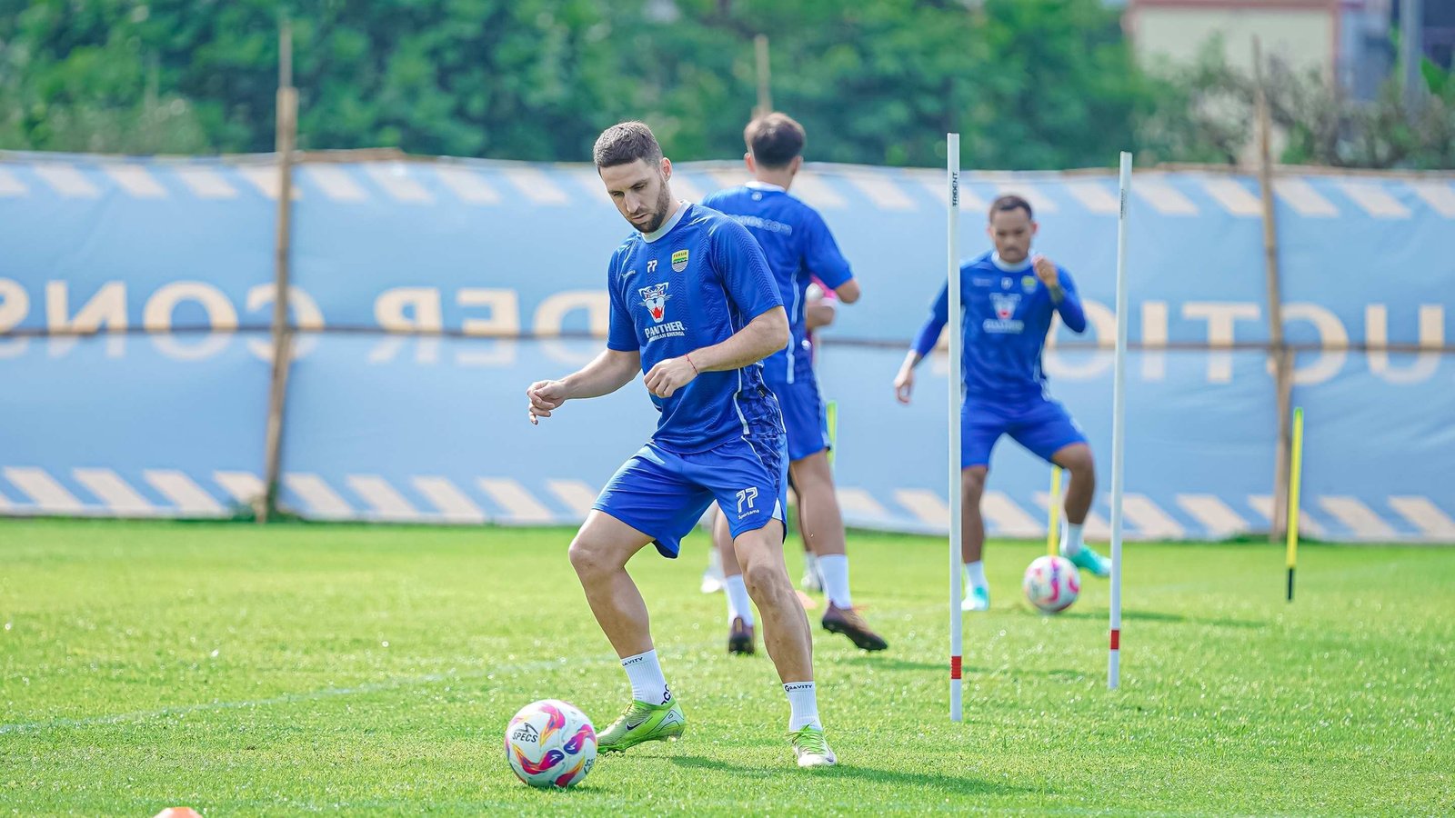 The Rise of AI-Powered Personal Assistants: How They Manage