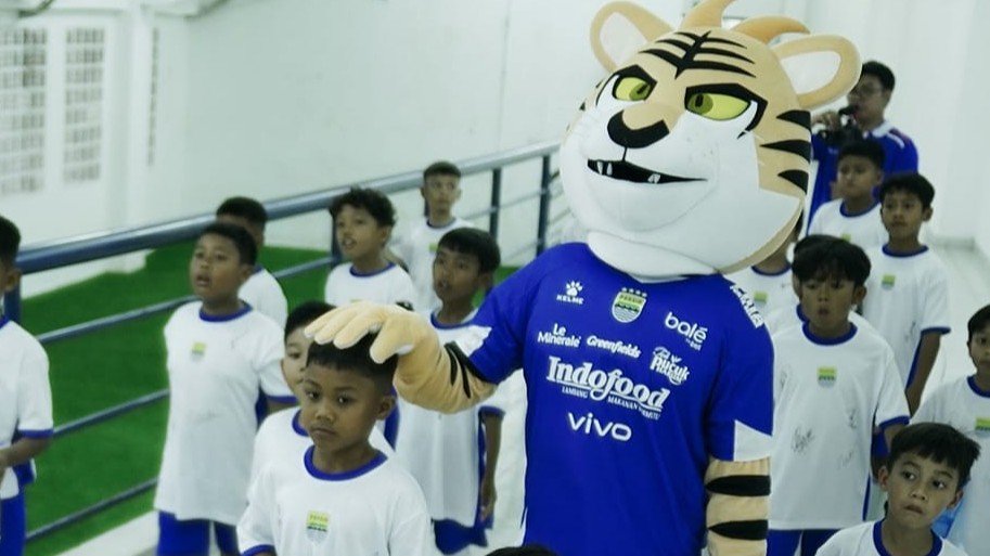 The Rise of AI-Powered Personal Assistants: How They Manage