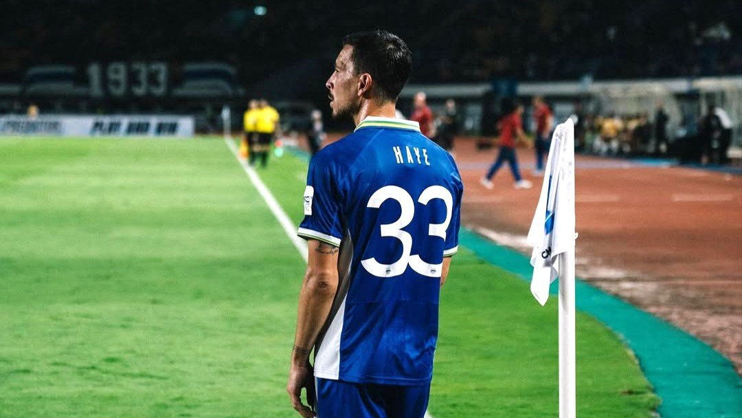 Thom Haye Optimis Lanjutkan Rekor Dominasi Persib Atas Arema