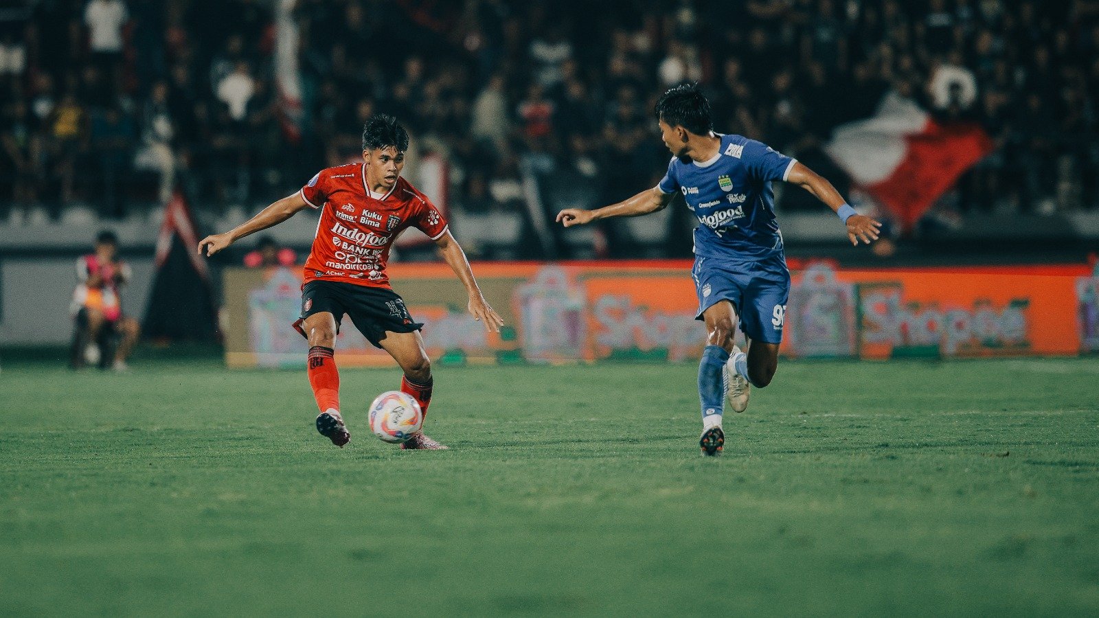 The Rise of AI-Powered Personal Assistants: How They Manage